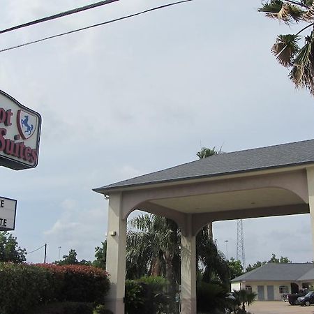 Camelot Inn & Suites Highway 290/Northwest Freeway Jersey Village Exterior photo